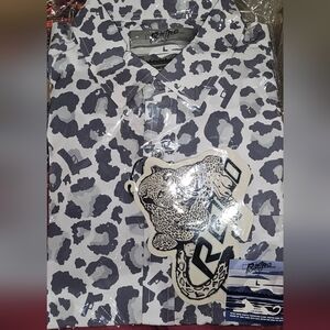 Retro Rifle "Snow Leopard" Size Large Men's Button-down Shirt